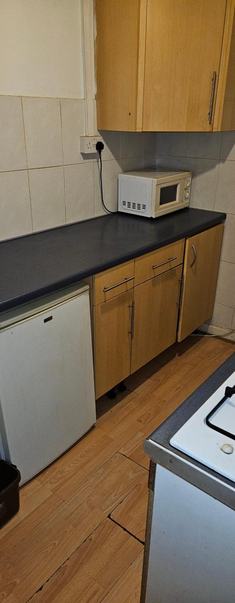 No Frills & Nothing Fancy 1 Bed Studio City Centre Кардиф Екстериор снимка